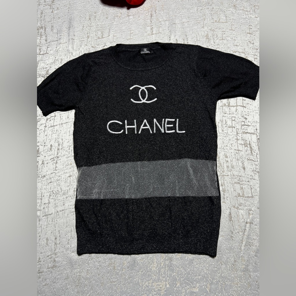 Chanel top